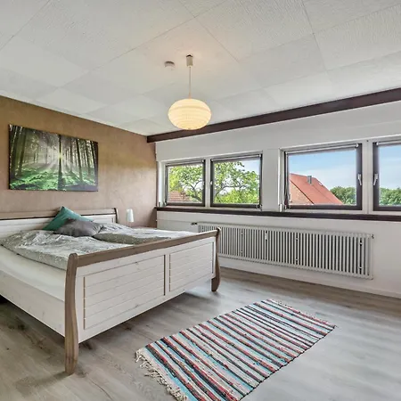 Haus Schoenblick 公寓 *